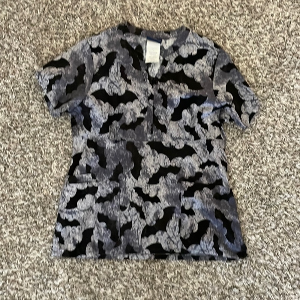 Scrub top